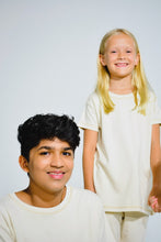 Load image into Gallery viewer, Kids&#39; Essential T-shirt: Undyed