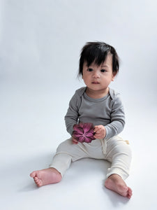 Long Sleeve Baby Bodysuit: Neutral Grey